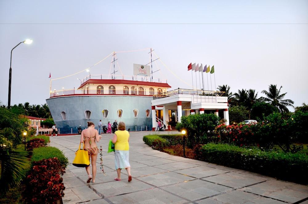 The Byke Old Anchor Beach Resort & Spa Cavelossim Buitenkant foto